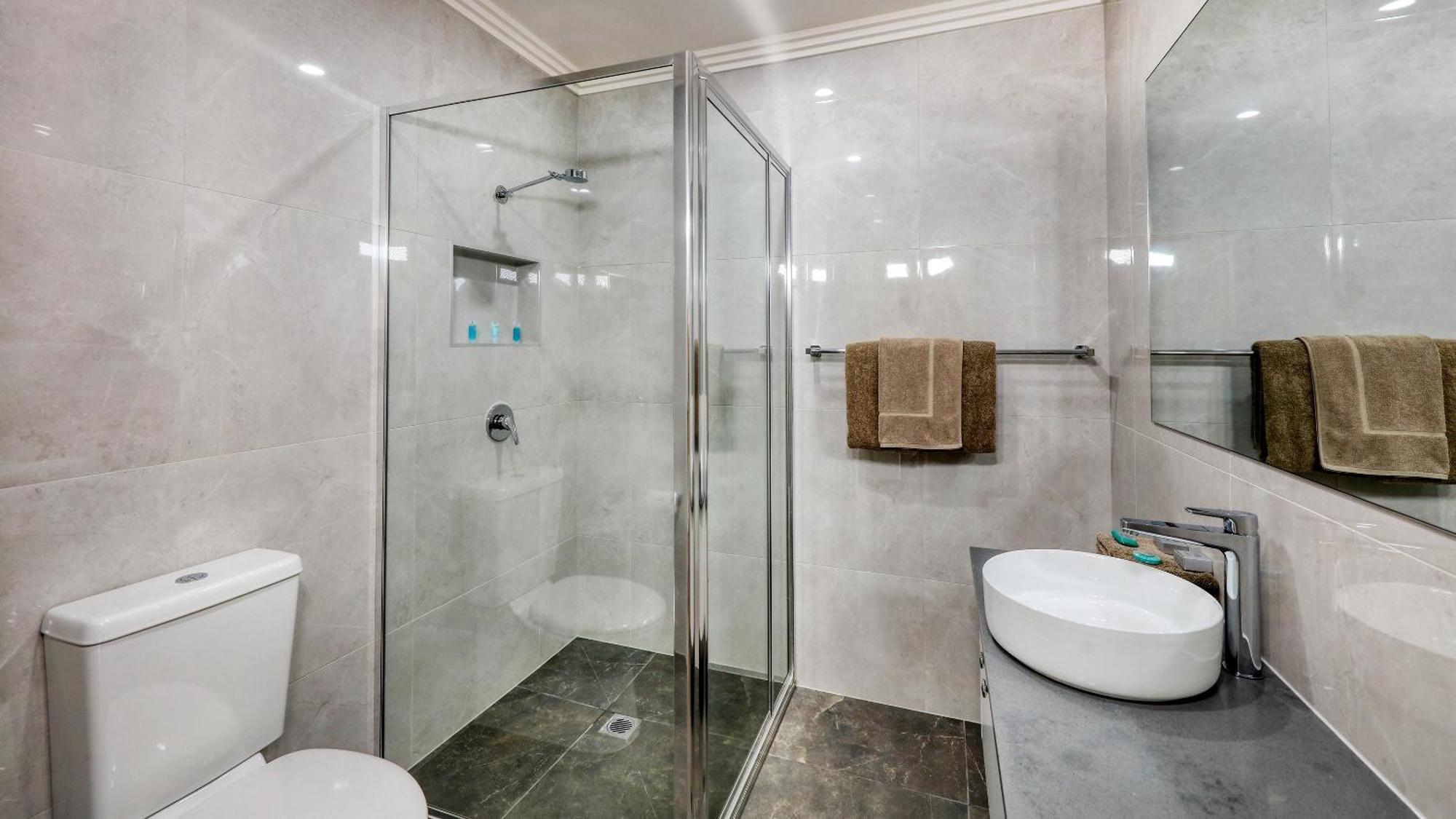 هاي The Saltbush Motor Inn المظهر الخارجي الصورة
