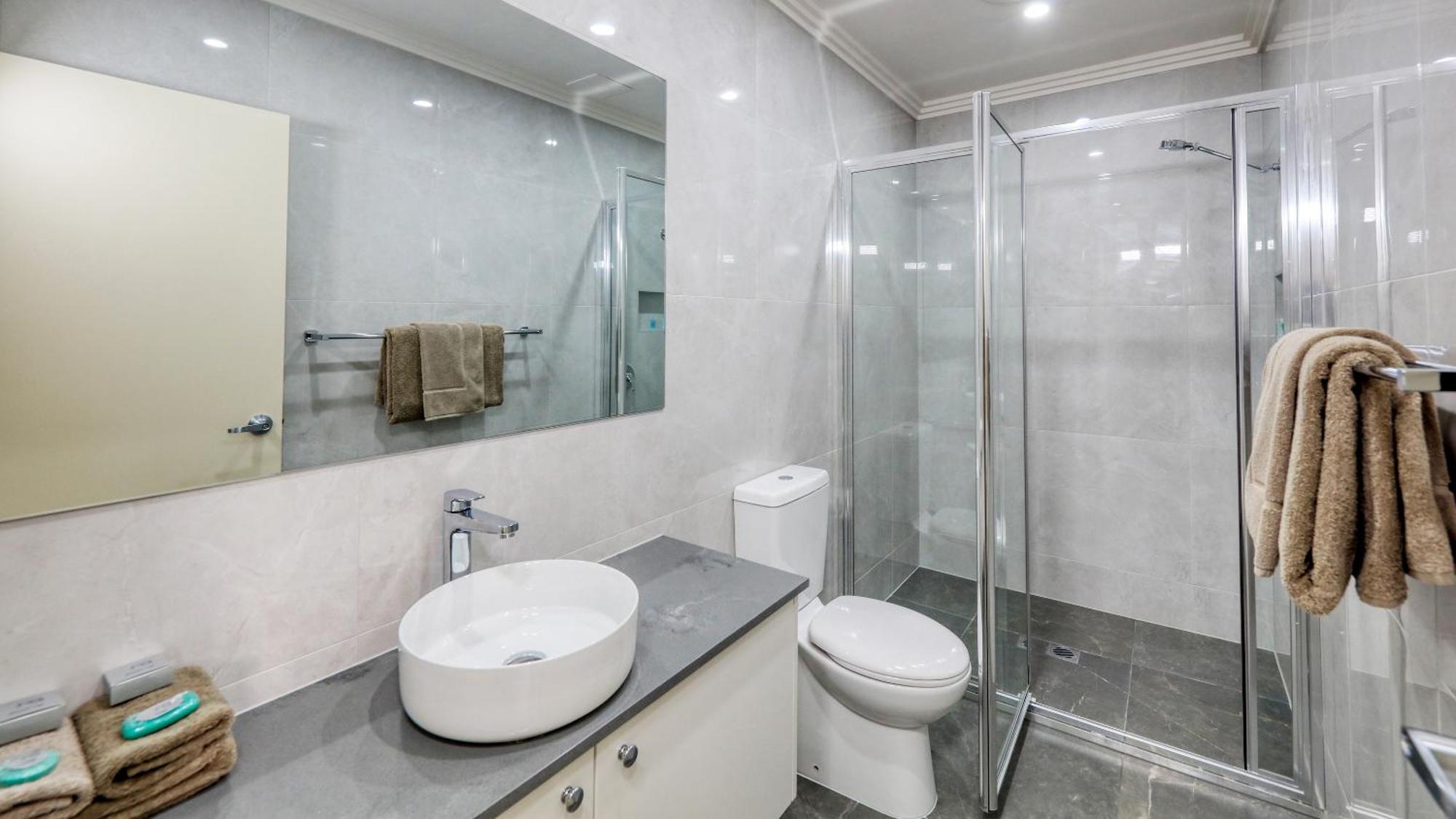 هاي The Saltbush Motor Inn المظهر الخارجي الصورة